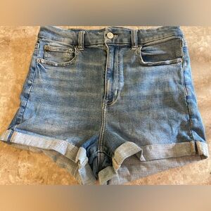 American Eagle Shorts size 10 Next Level Stretch Curvy Hi Rise Shorts Jean Rips